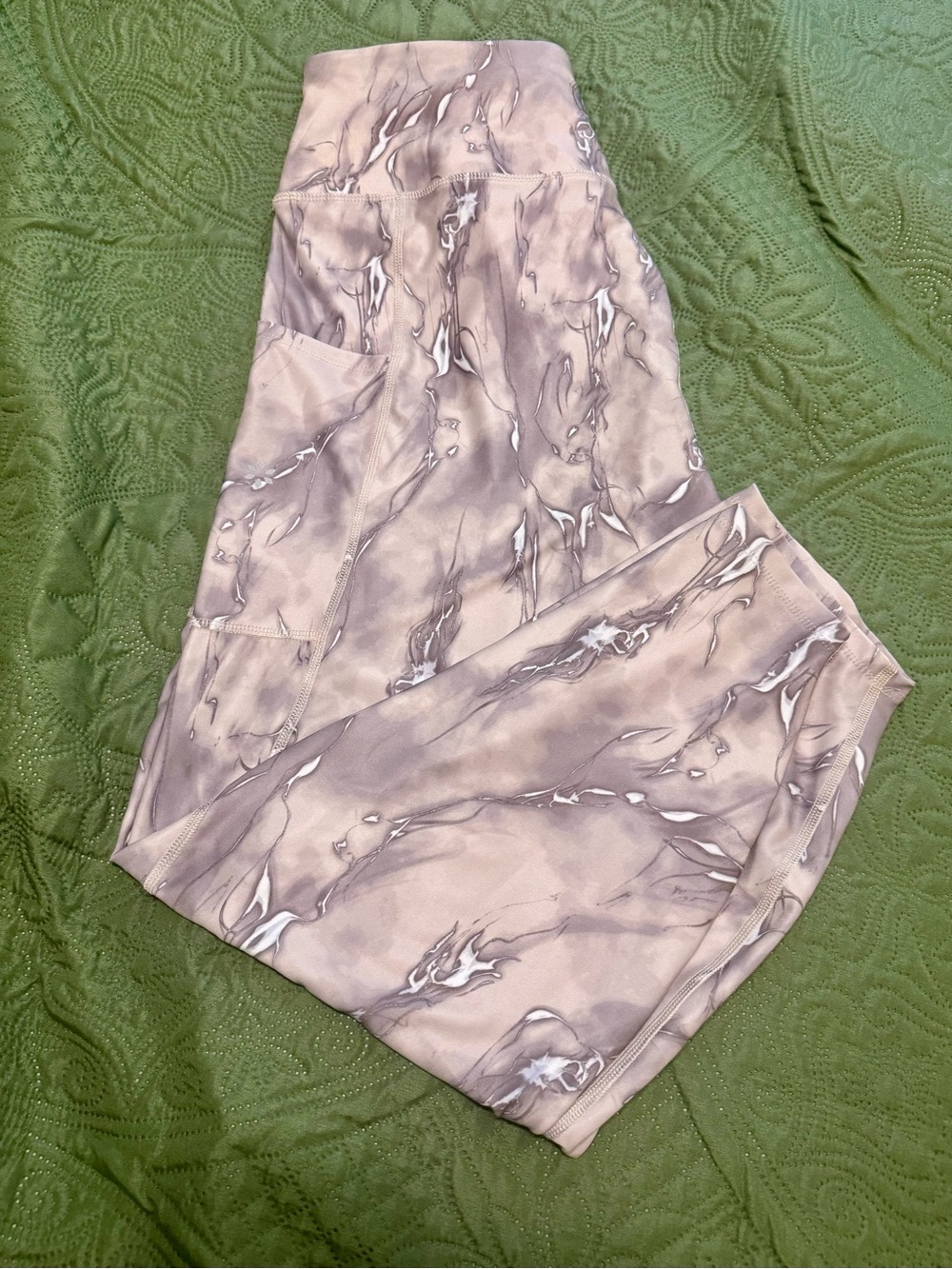 Nine West Tan Print Leggings